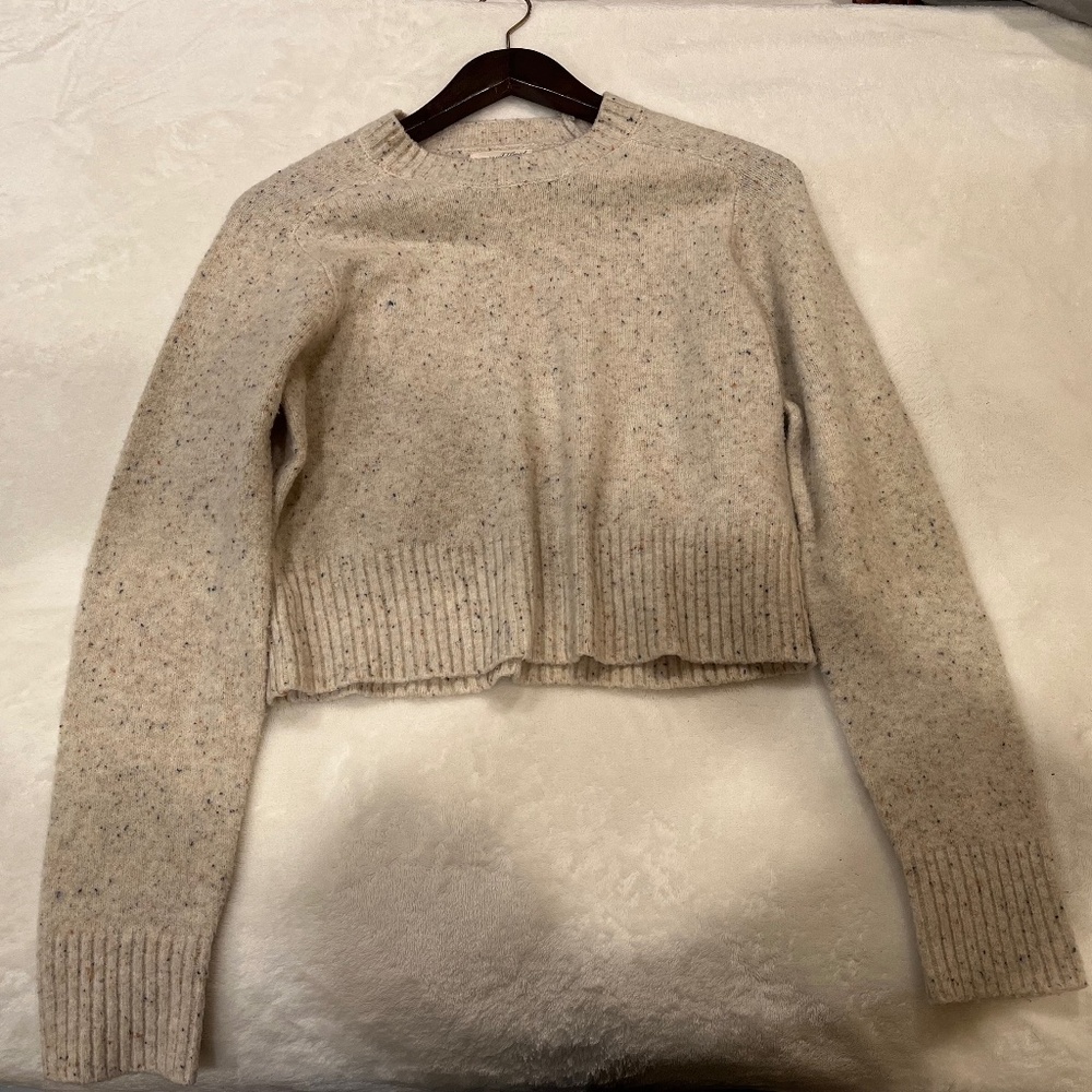 Universal Thread Women’s Size S Cream Jumper